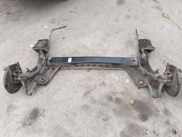 bontott VW GOLF VII Hátsó Híd (Tárcsafékes)