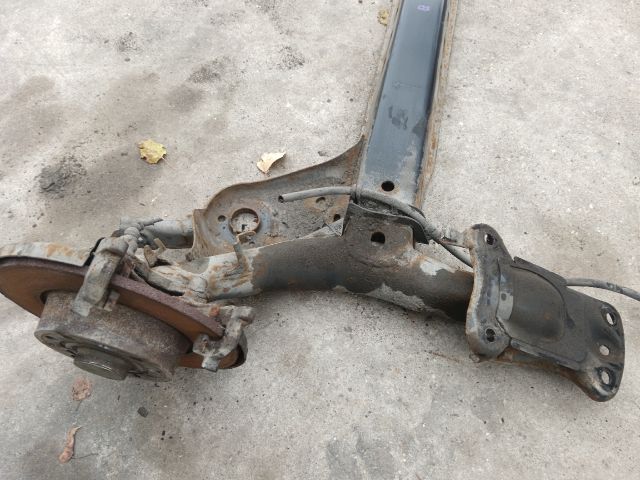 bontott VW GOLF VII Hátsó Híd (Tárcsafékes)