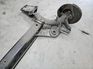 bontott VW GOLF VII Hátsó Híd (Tárcsafékes)