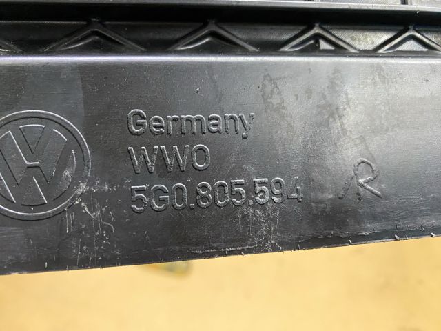 bontott VW GOLF VII Homlokfal (Üres lemez)