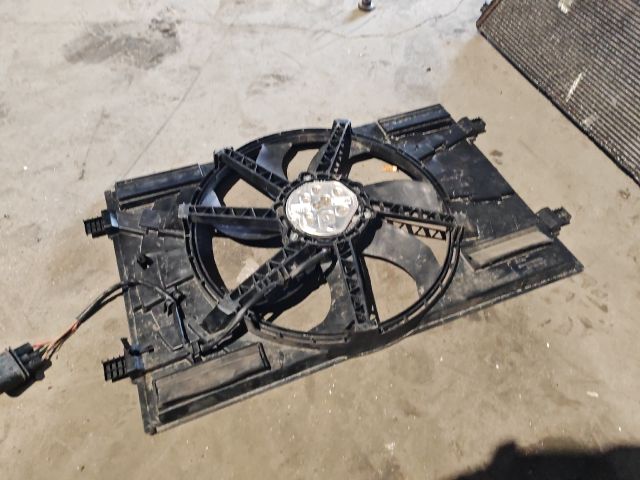 bontott VW GOLF VII Hűtőventilátor