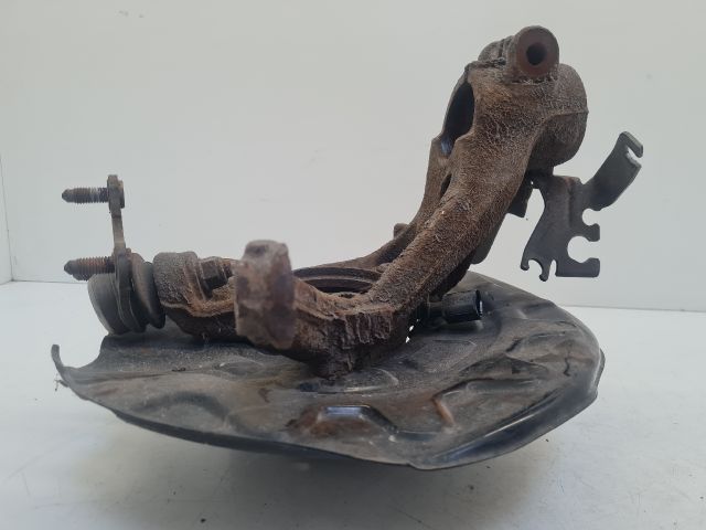 bontott VW GOLF VII Jobb első Csonkállvány Kerékaggyal