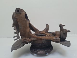 bontott VW GOLF VII Jobb első Csonkállvány Kerékaggyal