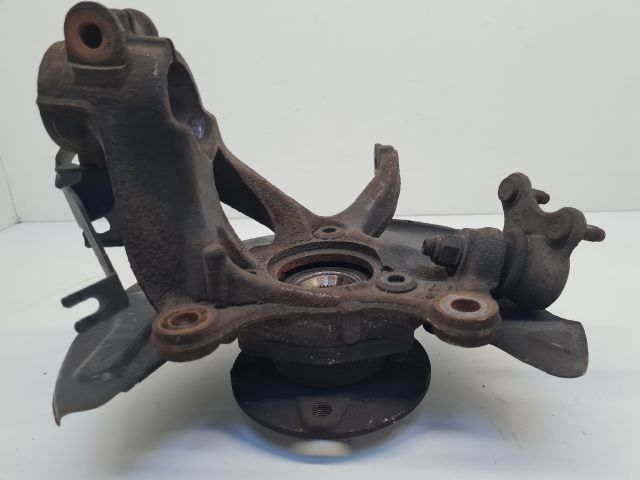 bontott VW GOLF VII Jobb első Csonkállvány Kerékaggyal