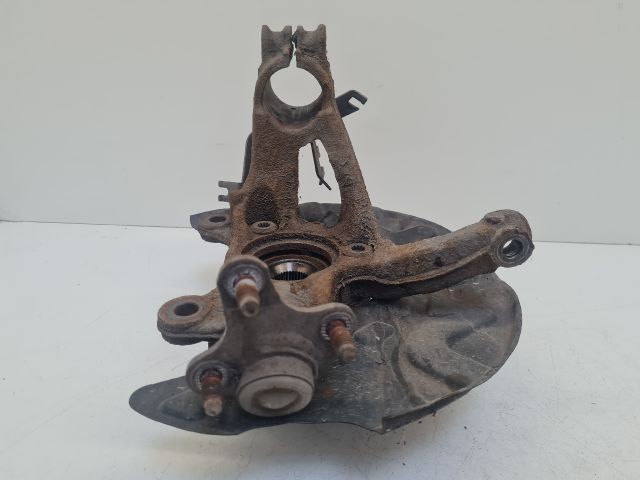 bontott VW GOLF VII Jobb első Csonkállvány Kerékaggyal