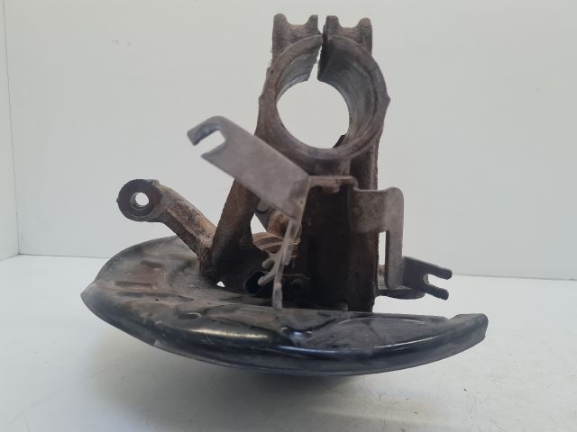 bontott VW GOLF VII Jobb első Csonkállvány Kerékaggyal