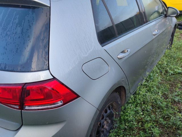 bontott VW GOLF VII Jobb első Lengőkar