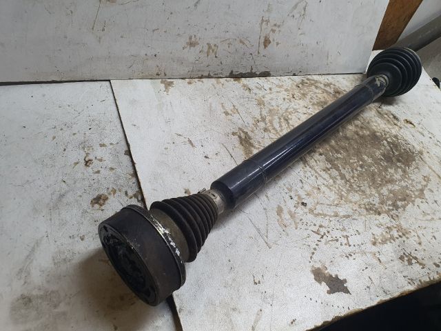 bontott VW GOLF VII Jobb Féltengely