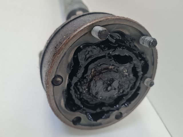 bontott VW GOLF VII Jobb Féltengely