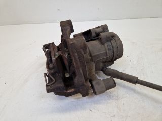 bontott VW GOLF VII Jobb hátsó Féknyereg Munkahengerrel