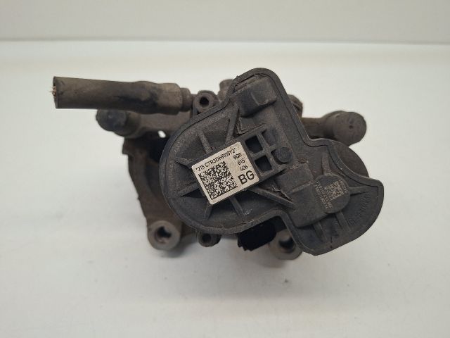 bontott VW GOLF VII Jobb hátsó Féknyereg Munkahengerrel