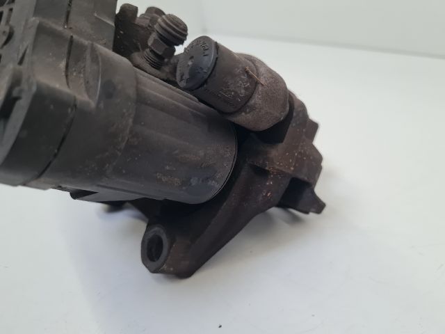 bontott VW GOLF VII Jobb hátsó Féknyereg Munkahengerrel