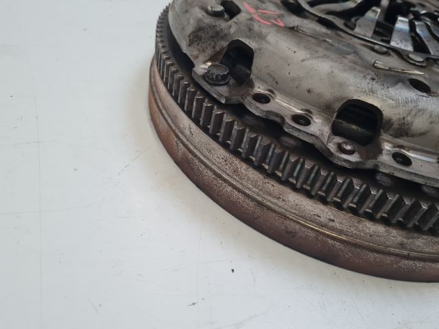 bontott VW GOLF VII Kettős tömegű Lendkerék