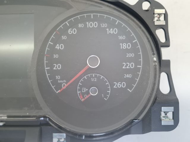 bontott VW GOLF VII Kilométeróra