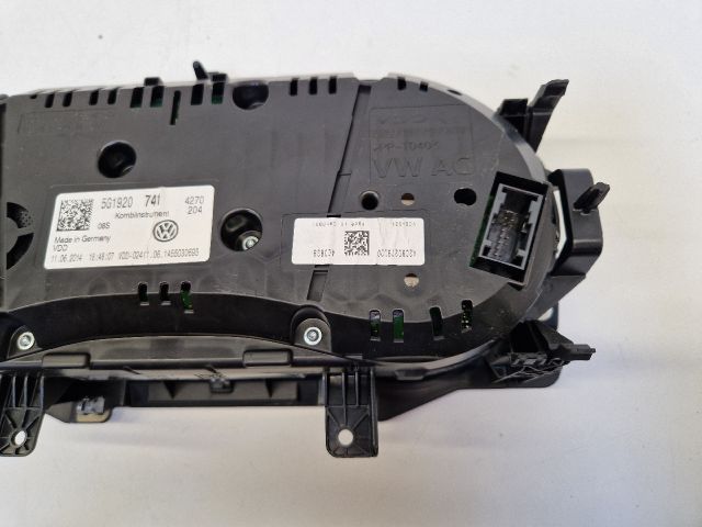 bontott VW GOLF VII Kilométeróra