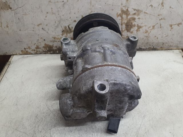 bontott VW GOLF VII Klímakompresszor