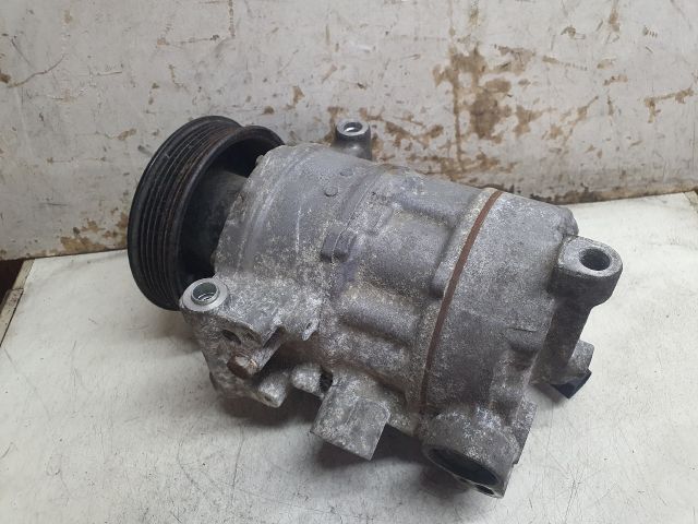 bontott VW GOLF VII Klímakompresszor