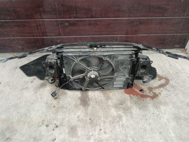 bontott VW GOLF VII Komplett Homlokfal (Részeivel)