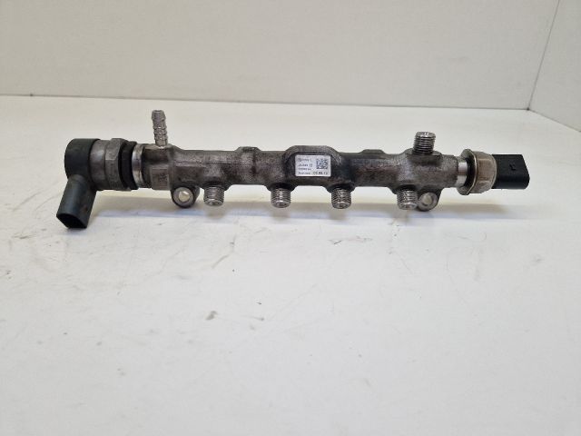 bontott VW GOLF VII Közösnyomócső