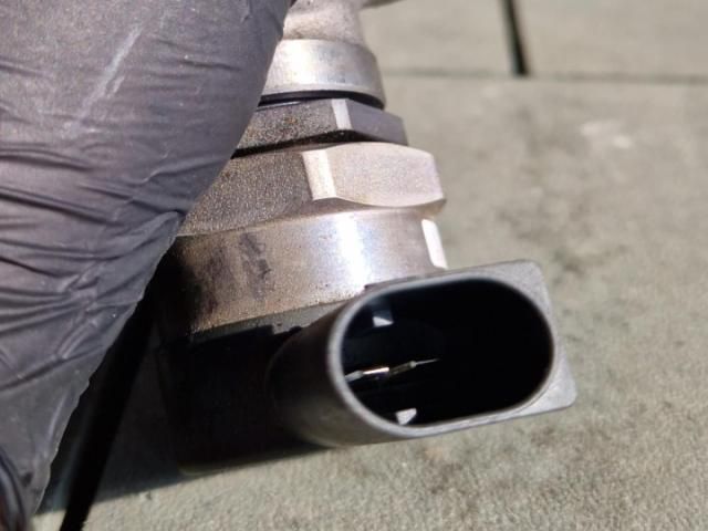 bontott VW GOLF VII Közösnyomócső