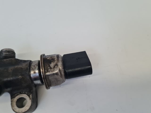 bontott VW GOLF VII Közösnyomócső