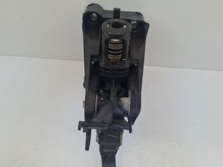 bontott VW GOLF VII Kuplung Pedál