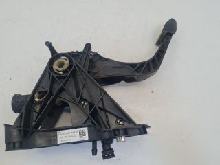 bontott VW GOLF VII Kuplung Pedál