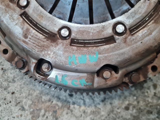 bontott VW GOLF VII Kuplung Szett Lendkerékkel