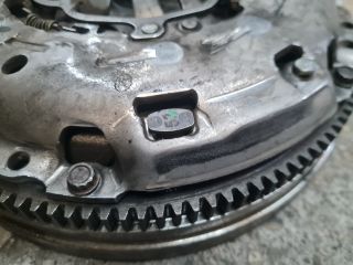 bontott VW GOLF VII Kuplung Szett Lendkerékkel