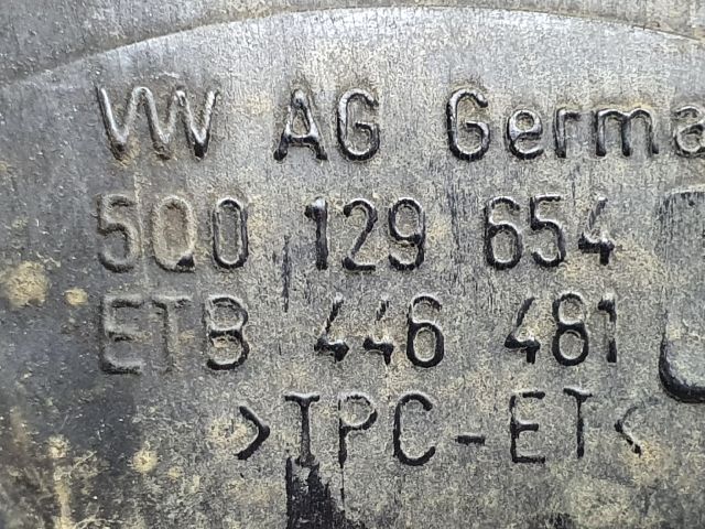 bontott VW GOLF VII Légbeömlő Cső