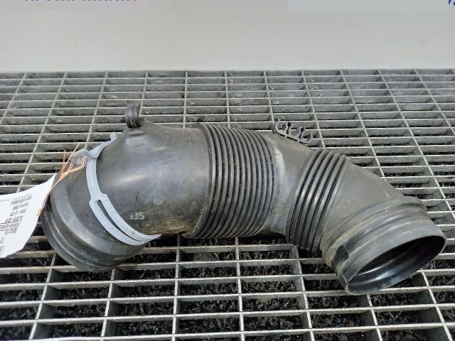 bontott VW GOLF VII Légbeömlő Cső