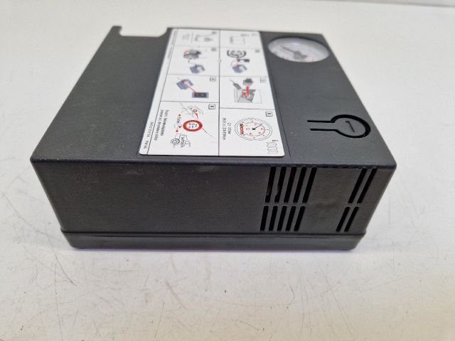 bontott VW GOLF VII Légkompresszor