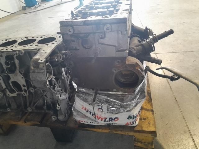 bontott VW GOLF VII Motor (Fűzött blokk hengerfejjel)