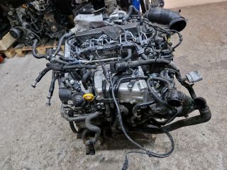 bontott VW GOLF VII Motor (Fűzött blokk hengerfejjel)