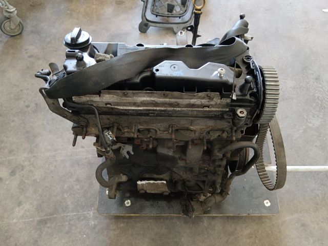 bontott VW GOLF VII Motor (Fűzött blokk hengerfejjel)