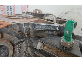 bontott VW GOLF VII Motor (Fűzött blokk hengerfejjel)