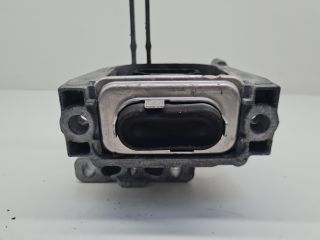 bontott VW GOLF VII Motor Tartó Bak (Fém)