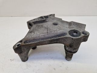 bontott VW GOLF VII Motor Tartó Bak (Fém)