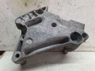 bontott VW GOLF VII Motor Tartó Bak (Fém)