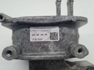 bontott VW GOLF VII Motor Tartó Bak (Fém)