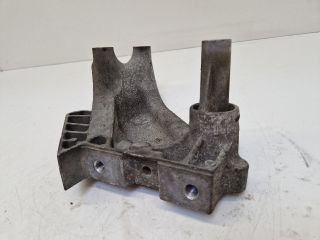 bontott VW GOLF VII Motor Tartó Bak (Fém)