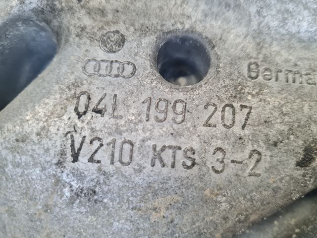 bontott VW GOLF VII Motor Tartó Bak (Fém)