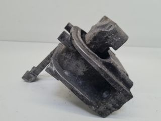 bontott VW GOLF VII Motor Tartó Bak Jobb