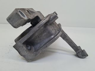 bontott VW GOLF VII Motor Tartó Bak Jobb