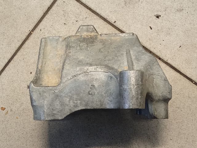 bontott VW GOLF VII Motor Tartó Bak (Pozíciófüggetlen)