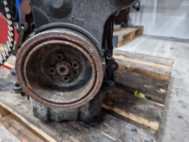 bontott VW GOLF VII Motorblokk (Fűzött)