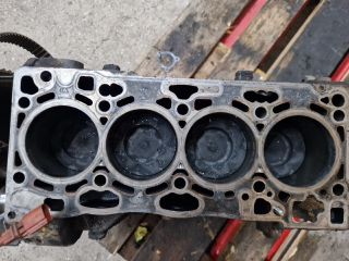 bontott VW GOLF VII Motorblokk (Fűzött)