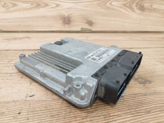 bontott VW GOLF VII Motorvezérlő