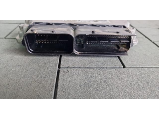 bontott VW GOLF VII Motorvezérlő