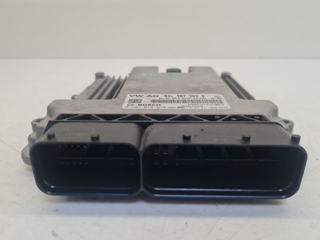 bontott VW GOLF VII Motorvezérlő